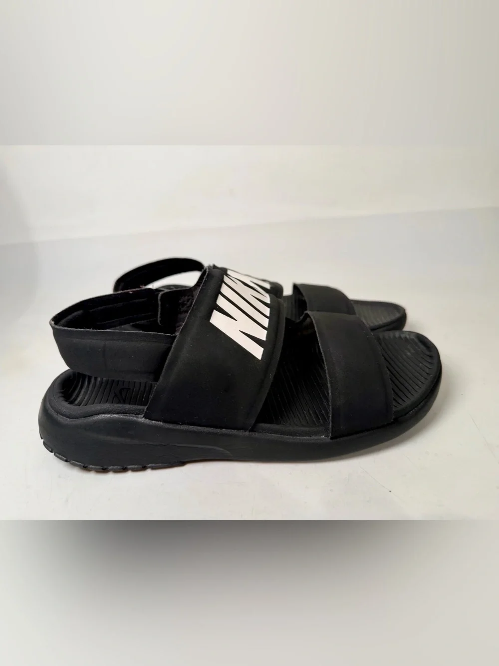 Nike Tanjun Sandal Black/White 882694-001 Women's Shoes Size 8
